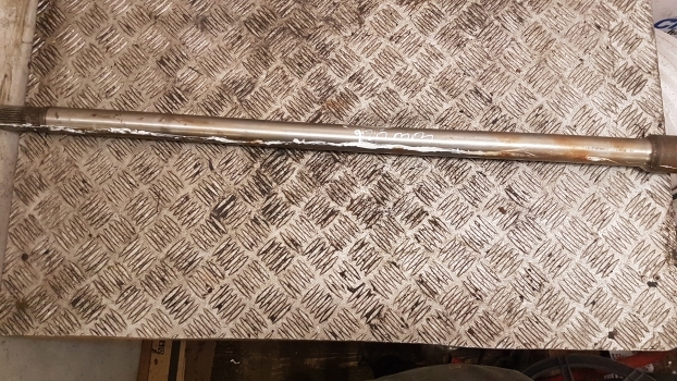 Jcb 3cx Front Axle Drive Shaft Long 1223 Mm 914/23200, 914/38400 - Boshti i transmisionit për Fadromë me shkarkim nga prapa: foto 2 Jcb 3cx Front Axle Drive Shaft Long 1223 Mm 914/23200, 914/38400 - Boshti i transmisionit për Fadromë me shkarkim nga prapa: foto 2