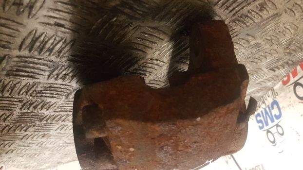 Jcb Fastrac 185-65 Front Axle Brake Calliper 15/920062, 15/920366, 477/58500 - Kalibër frenash për Traktor: foto 5 Jcb Fastrac 185-65 Front Axle Brake Calliper 15/920062, 15/920366, 477/58500 - Kalibër frenash për Traktor: foto 5
