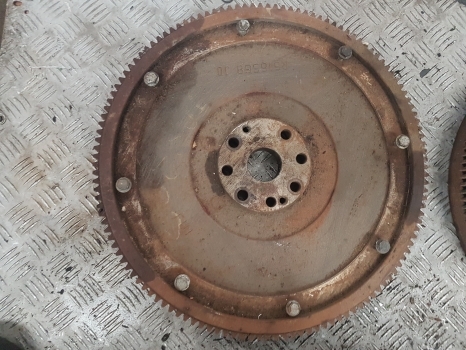 John Deere 3220, 3215, 3415, 3420 Telehandler Flywheel Assy R516568, R516568 - Volanti për Ekskavator teleskopik: foto 1 John Deere 3220, 3215, 3415, 3420 Telehandler Flywheel Assy R516568, R516568 - Volanti për Ekskavator teleskopik: foto 1