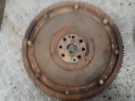 John Deere 3220, 3215, 3415, 3420 Telehandler Flywheel Assy R516568, R516568 - Volanti për Ekskavator teleskopik: foto 4 John Deere 3220, 3215, 3415, 3420 Telehandler Flywheel Assy R516568, R516568 - Volanti për Ekskavator teleskopik: foto 4