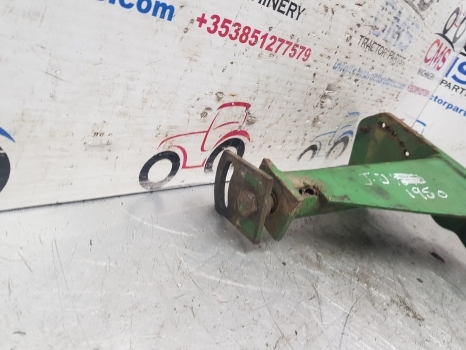 John Deere 50 Series 1550, 1950, 2650, 2850 Lift Control Quadrant Al61916 - Sistemi hidraulik për Traktor: foto 3 John Deere 50 Series 1550, 1950, 2650, 2850 Lift Control Quadrant Al61916 - Sistemi hidraulik për Traktor: foto 3