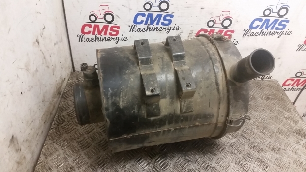 Landini Mythos Series 110, 115 Engine Air Filter Housing 3670486m92 - Filtri i ajrit për Traktor: foto 4 Landini Mythos Series 110, 115 Engine Air Filter Housing 3670486m92 - Filtri i ajrit për Traktor: foto 4