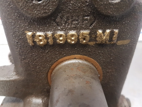 Massey Ferguson 135, 135, 165, 175, 185 Hydraulic Pump 10 Splines 1684582m92 - Pompa hidraulike: foto 3 Massey Ferguson 135, 135, 165, 175, 185 Hydraulic Pump 10 Splines 1684582m92 - Pompa hidraulike: foto 3