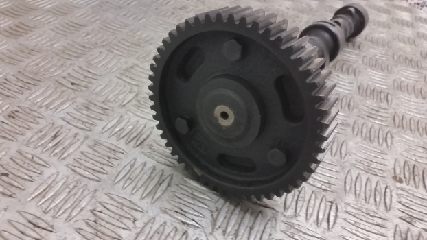 Massey Ferguson 135, 140, 150, Ad3.152 Camshaft And Gear 31415261, 0410241 - Boshti me gunga për Traktor: foto 3 Massey Ferguson 135, 140, 150, Ad3.152 Camshaft And Gear 31415261, 0410241 - Boshti me gunga për Traktor: foto 3