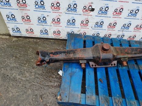 Massey Ferguson 4255, 6160 Front Axle Housing Beam 3764031r1, 3764297m91 - Aksi i përparmë: foto 1 Massey Ferguson 4255, 6160 Front Axle Housing Beam 3764031r1, 3764297m91 - Aksi i përparmë: foto 1