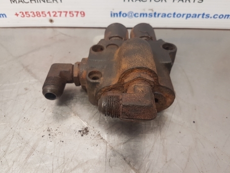 Massey Ferguson 5455 Hydraulic Pressure Valve Body 3794879m3 - Valvula hidraulike për Traktor: foto 4 Massey Ferguson 5455 Hydraulic Pressure Valve Body 3794879m3 - Valvula hidraulike për Traktor: foto 4