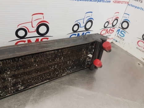 Massey Ferguson 6150, 6160, 6130, 3050, 3060, 3115, 3120, Oil Cooler 3583351m1 - Radiatori për Traktor: foto 4 Massey Ferguson 6150, 6160, 6130, 3050, 3060, 3115, 3120, Oil Cooler 3583351m1 - Radiatori për Traktor: foto 4
