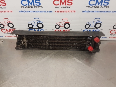 Massey Ferguson 6150, 6160, 6130, 3050, 3060, 3115, 3120, Oil Cooler 3583351m1 - Radiatori për Traktor: foto 1 Massey Ferguson 6150, 6160, 6130, 3050, 3060, 3115, 3120, Oil Cooler 3583351m1 - Radiatori për Traktor: foto 1