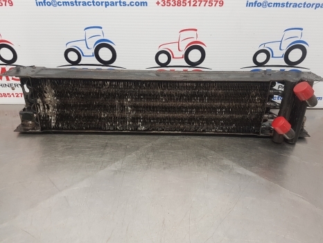 Massey Ferguson 6150, 6160, 6130, 3050, 3060, 3115, 3120, Oil Cooler 3583351m1 - Radiatori për Traktor: foto 2 Massey Ferguson 6150, 6160, 6130, 3050, 3060, 3115, 3120, Oil Cooler 3583351m1 - Radiatori për Traktor: foto 2
