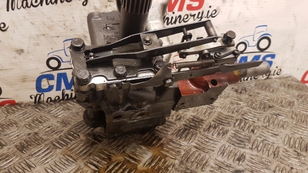 Massey Ferguson 690, 699, 590, 575 Hydraulic Lift Pump 1665610m2, 1675125m92 - Pompa hidraulike për Traktor: foto 5 Massey Ferguson 690, 699, 590, 575 Hydraulic Lift Pump 1665610m2, 1675125m92 - Pompa hidraulike për Traktor: foto 5