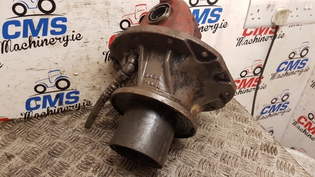 Ingranazhi i diferencialit për Traktor Massey Ferguson 8150, 8160 Front Axle Differential Housing Support 3429929m93: foto 8 Ingranazhi i diferencialit për Traktor Massey Ferguson 8150, 8160 Front Axle Differential Housing Support 3429929m93: foto 8