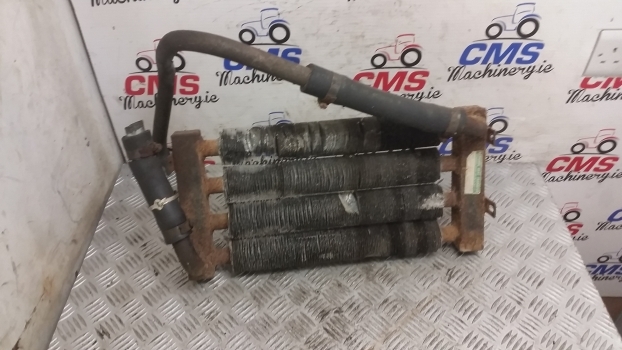 Massey Ferguson Cooler Radiator, Cooler 1462469m91 - Radiatori për Traktor: foto 2 Massey Ferguson Cooler Radiator, Cooler 1462469m91 - Radiatori për Traktor: foto 2