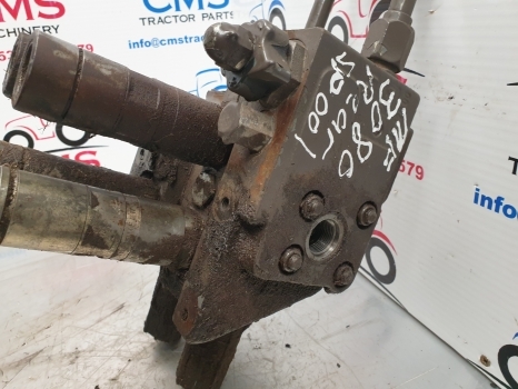 Massey Ferguson Hydraulic Spool Valves 3616205m91, 3582523m1, 3582517m1 - Valvula hidraulike për Traktor: foto 4 Massey Ferguson Hydraulic Spool Valves 3616205m91, 3582523m1, 3582517m1 - Valvula hidraulike për Traktor: foto 4