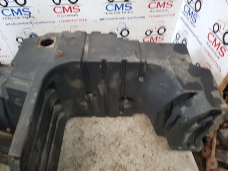 New Holland T6 Steyr Profi Case Maxxum 145 Fuel Tank 47861298, 47860324 - Serbatori i karburantit për Traktor: foto 4 New Holland T6 Steyr Profi Case Maxxum 145 Fuel Tank 47861298, 47860324 - Serbatori i karburantit për Traktor: foto 4