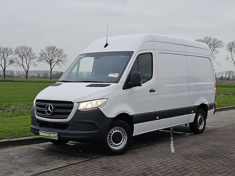 Mercedes-Benz Sprinter 311 CDI 37 AUT. L2H2 - Furgon i vogël: foto 2 Mercedes-Benz Sprinter 311 CDI 37 AUT. L2H2 - Furgon i vogël: foto 2