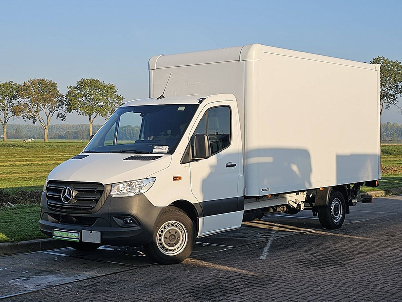 Mercedes-Benz Sprinter 317 Bakwagen Laadklep! - Kamioncine me kontinier: foto 2 Mercedes-Benz Sprinter 317 Bakwagen Laadklep! - Kamioncine me kontinier: foto 2