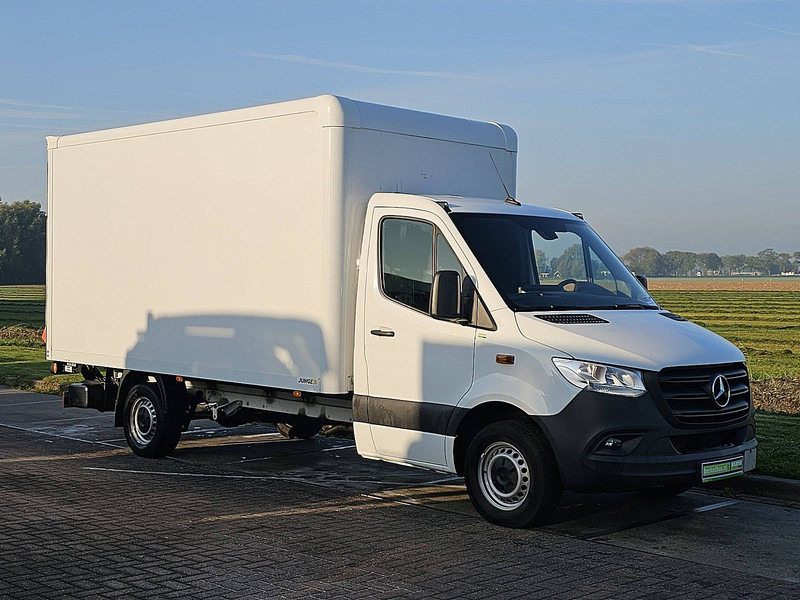 Mercedes-Benz Sprinter 317 Bakwagen Laadklep! - Kamioncine me kontinier: foto 4 Mercedes-Benz Sprinter 317 Bakwagen Laadklep! - Kamioncine me kontinier: foto 4