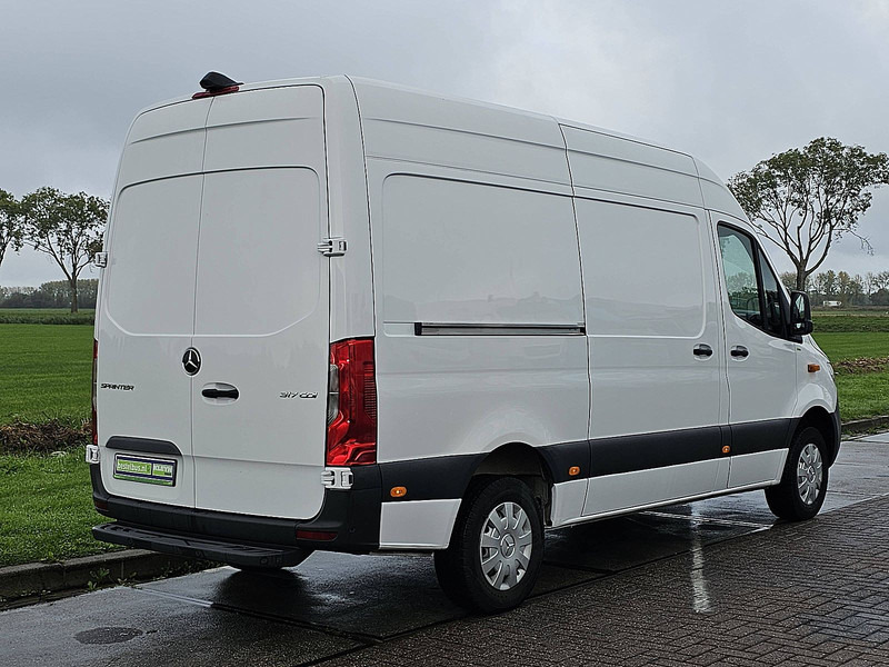 Mercedes-Benz Sprinter 317 L2H2 Navi RWD - Furgon: foto 3 Mercedes-Benz Sprinter 317 L2H2 Navi RWD - Furgon: foto 3