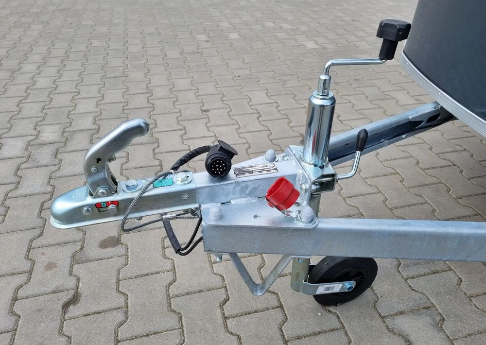 DEBON C255SF PPL + drzwi boczne - Rimorkio me vagonetë të mbyllur: foto 5 DEBON C255SF PPL + drzwi boczne - Rimorkio me vagonetë të mbyllur: foto 5