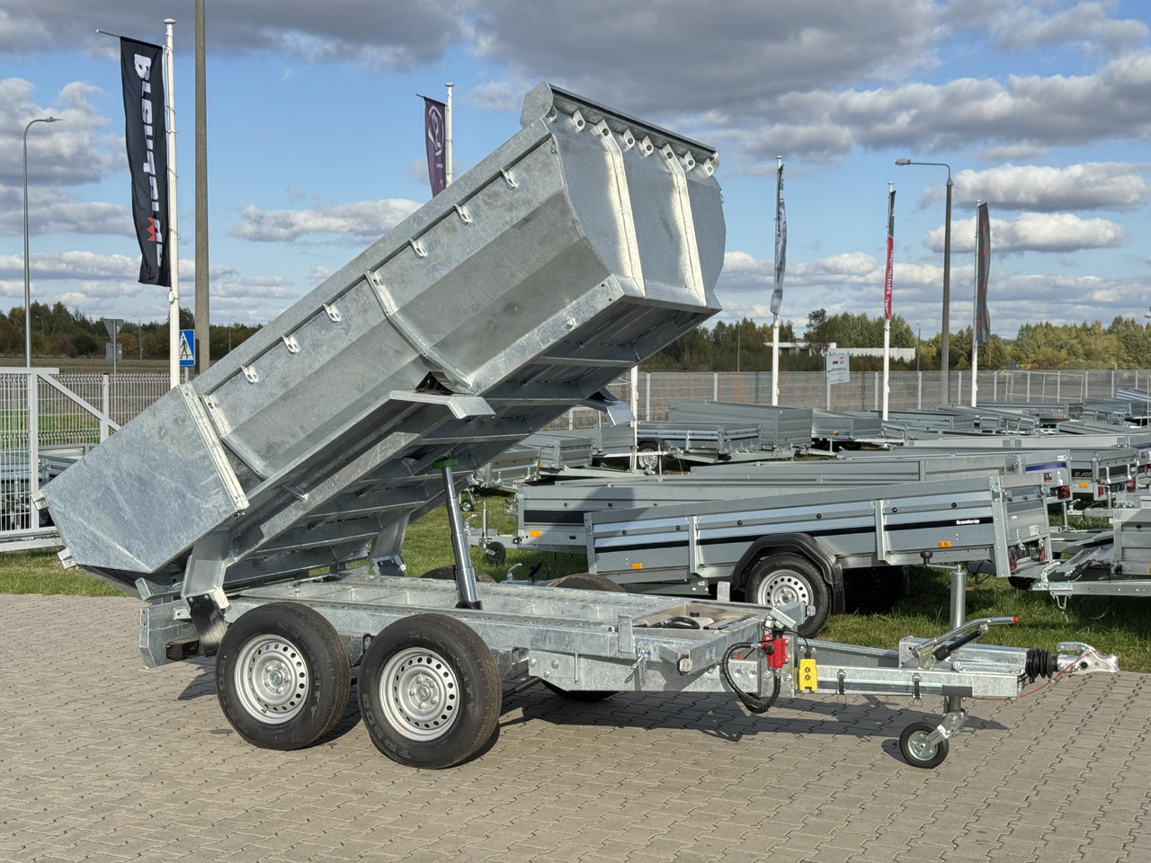 NIEWIADÓW KPW3530.18HT EPP | 300×180cm / 3500kg / kiper wywrotka tipper, muldenkipper - Rimorkio vetëshkarkuese: foto 1 NIEWIADÓW KPW3530.18HT EPP | 300×180cm / 3500kg / kiper wywrotka tipper, muldenkipper - Rimorkio vetëshkarkuese: foto 1