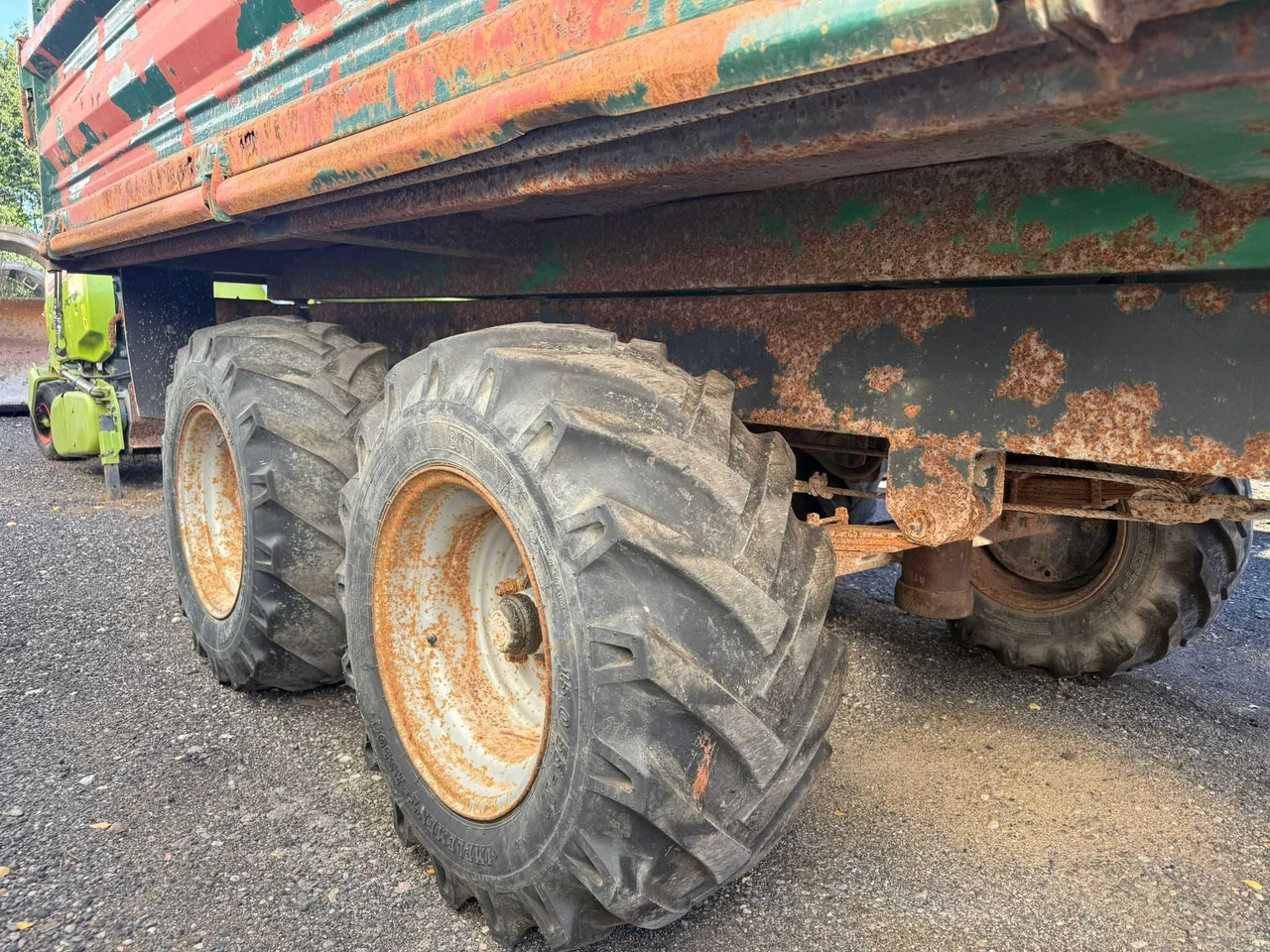 Przyczepa tandem wywrotka 3-stronna ,resory , Reisch , DMC 8 t.,1999 r - Rimorkio bujqësore: foto 5 Przyczepa tandem wywrotka 3-stronna ,resory , Reisch , DMC 8 t.,1999 r - Rimorkio bujqësore: foto 5