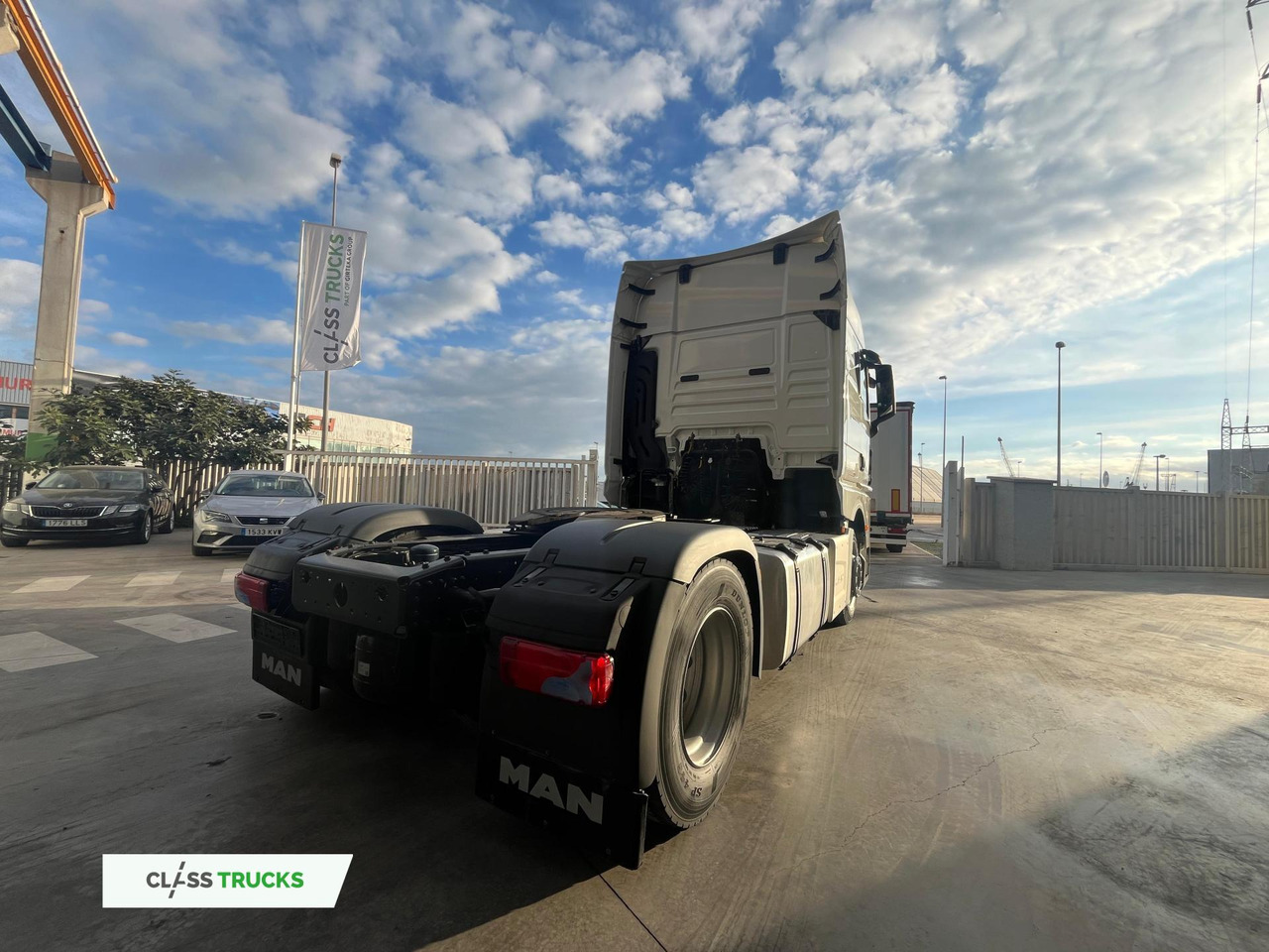 MAN TGX 18.510 GX - Gjysmë-kamion: foto 3 MAN TGX 18.510 GX - Gjysmë-kamion: foto 3