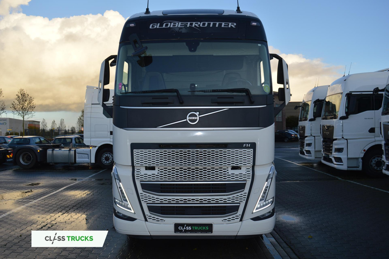 Volvo FH 460 Globetrotter XL i-Save Side Skirts - Gjysmë-kamion: foto 2 Volvo FH 460 Globetrotter XL i-Save Side Skirts - Gjysmë-kamion: foto 2