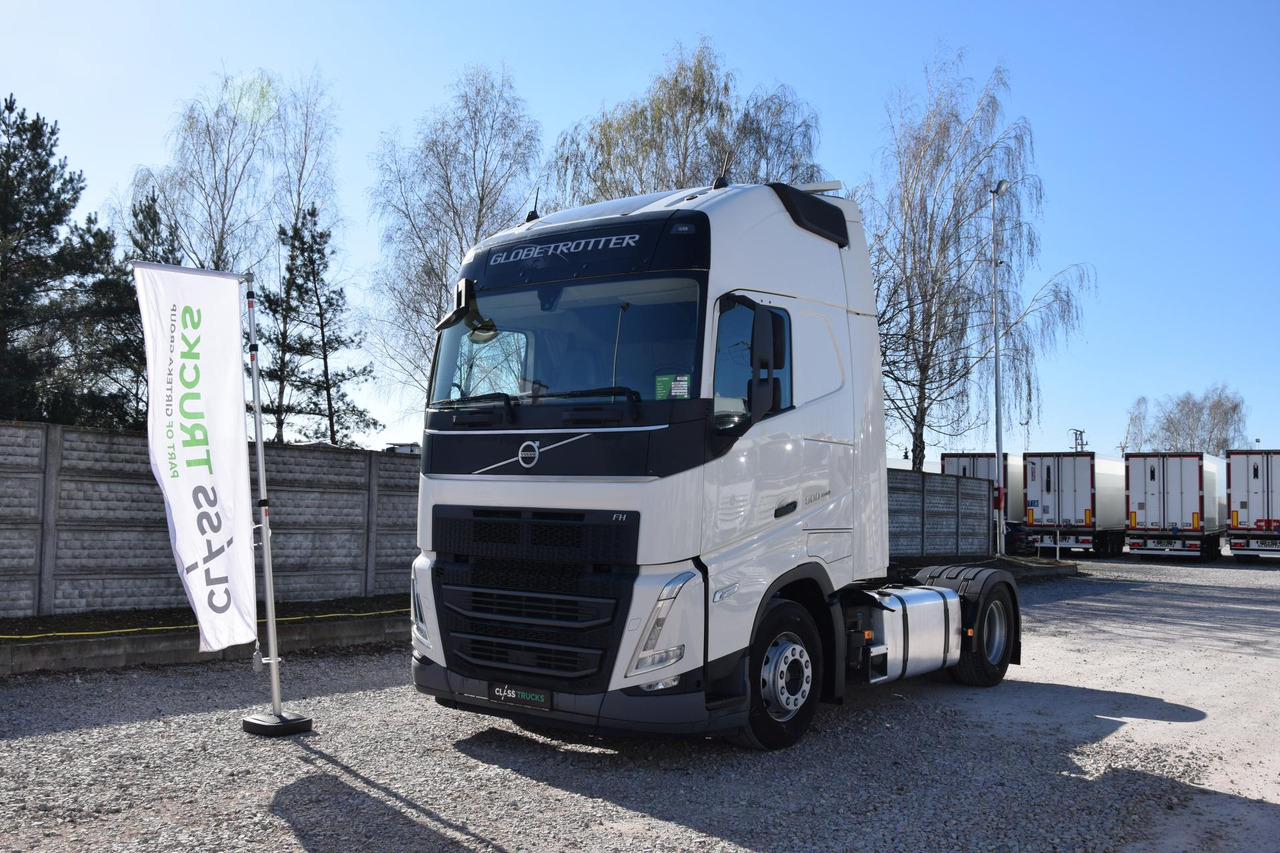 Volvo FH 500 Globetrotter XL - Gjysmë-kamion: foto 1 Volvo FH 500 Globetrotter XL - Gjysmë-kamion: foto 1