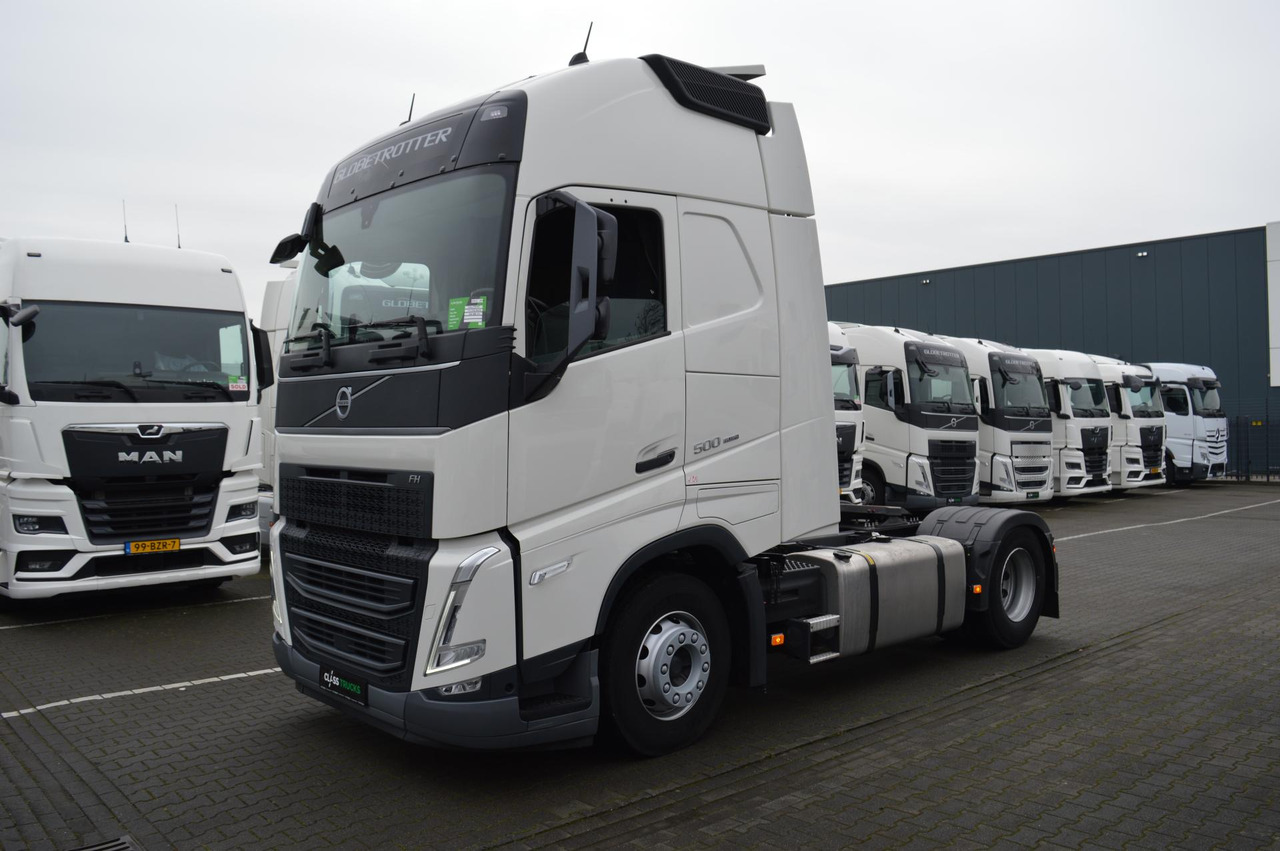 Volvo FH 500 Globetrotter XL - Gjysmë-kamion: foto 1 Volvo FH 500 Globetrotter XL - Gjysmë-kamion: foto 1