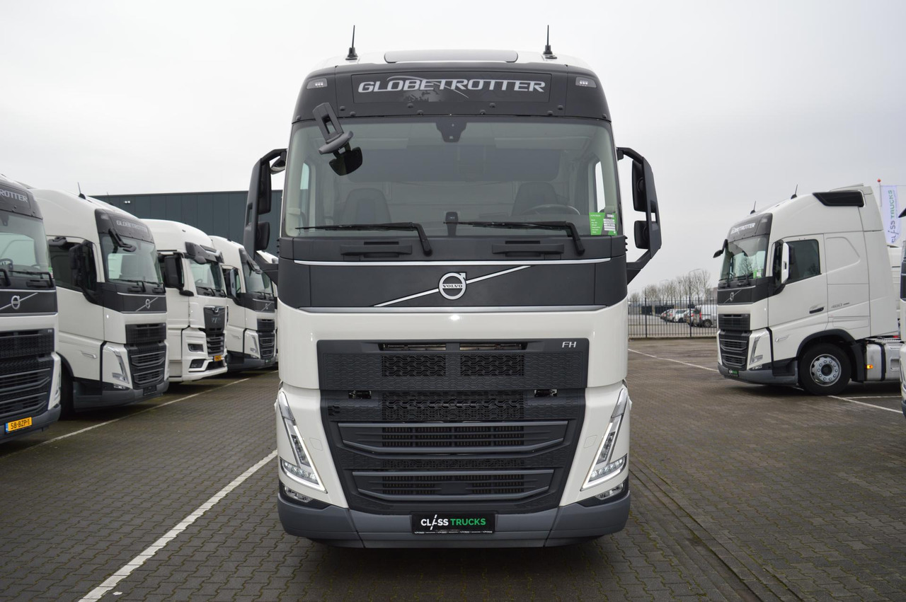 Volvo FH 500 Globetrotter XL - Gjysmë-kamion: foto 2 Volvo FH 500 Globetrotter XL - Gjysmë-kamion: foto 2