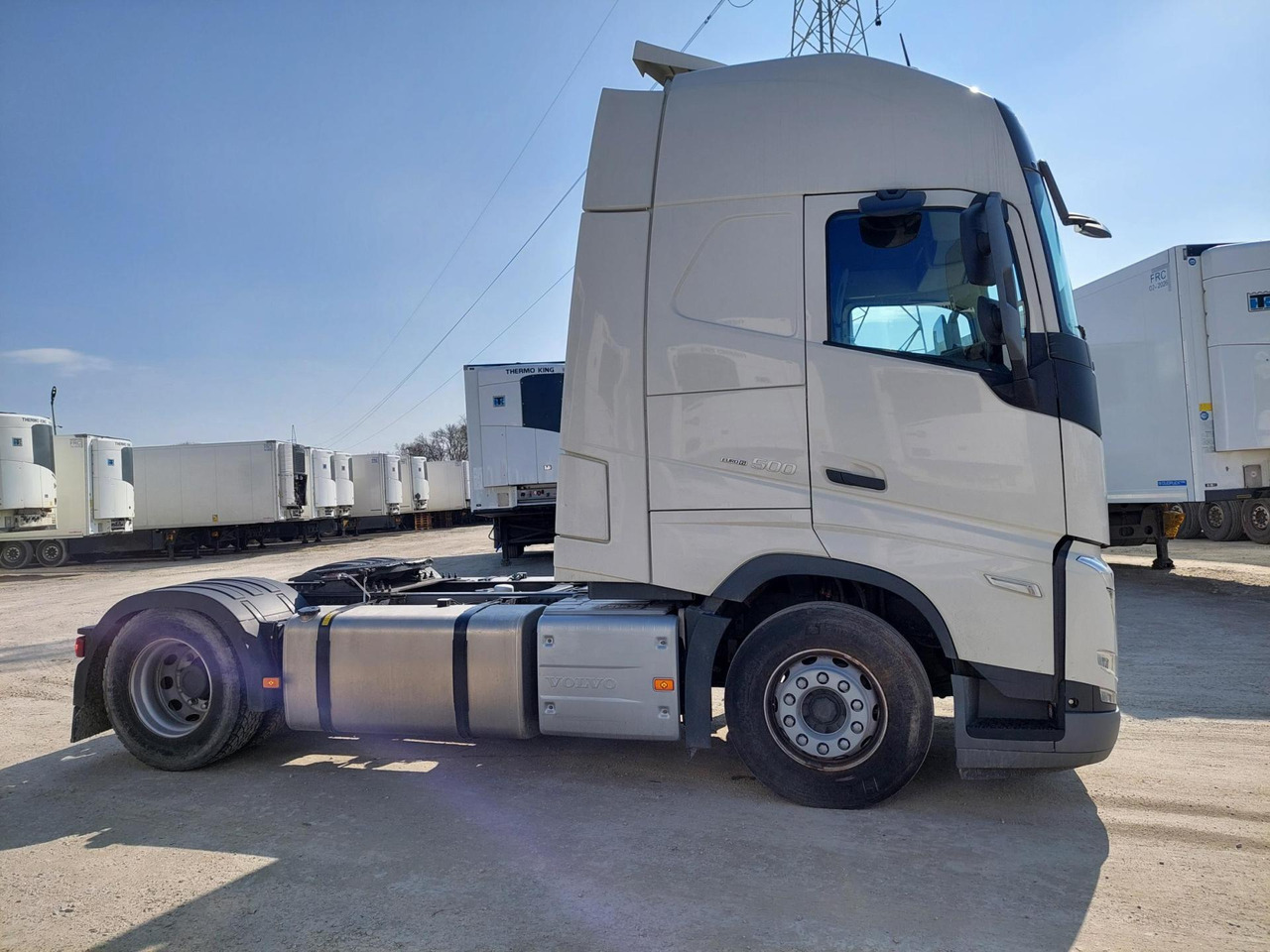 Volvo FH 500 Globetrotter XL - Gjysmë-kamion: foto 2 Volvo FH 500 Globetrotter XL - Gjysmë-kamion: foto 2