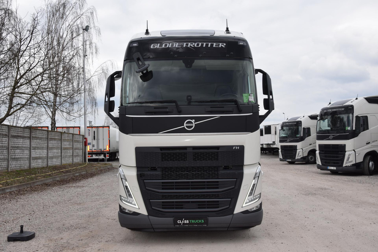 Volvo FH 500 Globetrotter XL - Gjysmë-kamion: foto 2 Volvo FH 500 Globetrotter XL - Gjysmë-kamion: foto 2