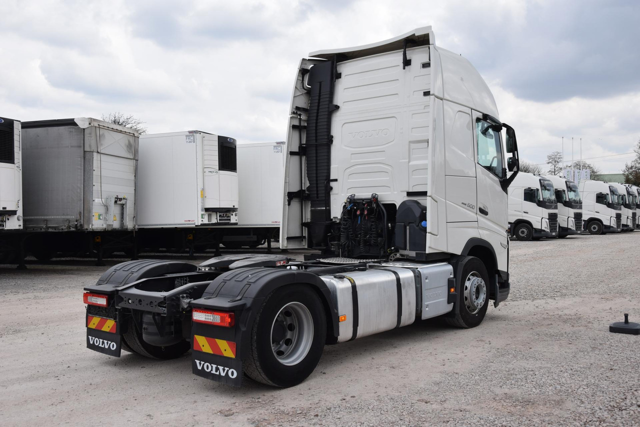 Volvo FH 500 Globetrotter XL - Gjysmë-kamion: foto 4 Volvo FH 500 Globetrotter XL - Gjysmë-kamion: foto 4