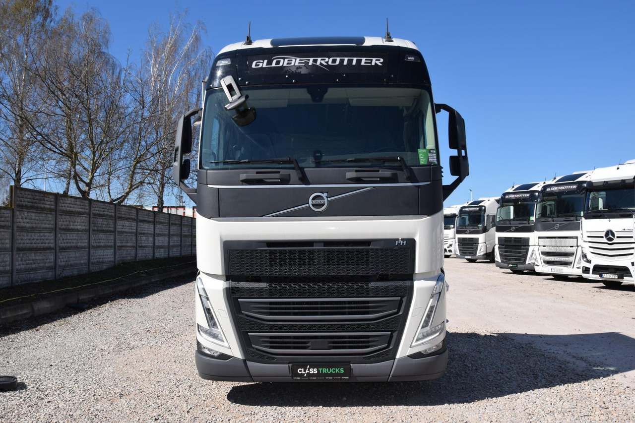 Volvo FH 500 Globetrotter XL Varios - Gjysmë-kamion: foto 2 Volvo FH 500 Globetrotter XL Varios - Gjysmë-kamion: foto 2