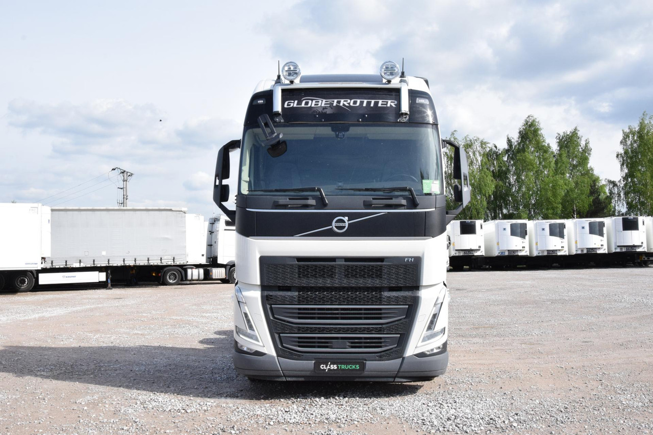 Volvo FH 540 Globetrotter XL Retarder - Gjysmë-kamion: foto 1 Volvo FH 540 Globetrotter XL Retarder - Gjysmë-kamion: foto 1