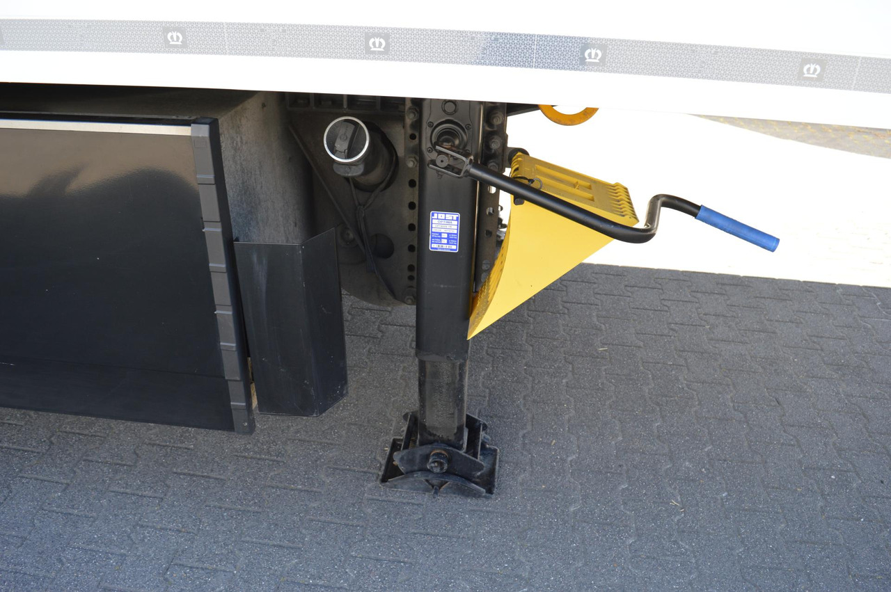 Krone SDR Cool Liner FP 60 ThermoKing SLXi 300 - Gjysmë rimorkio frigorifer: foto 4 Krone SDR Cool Liner FP 60 ThermoKing SLXi 300 - Gjysmë rimorkio frigorifer: foto 4