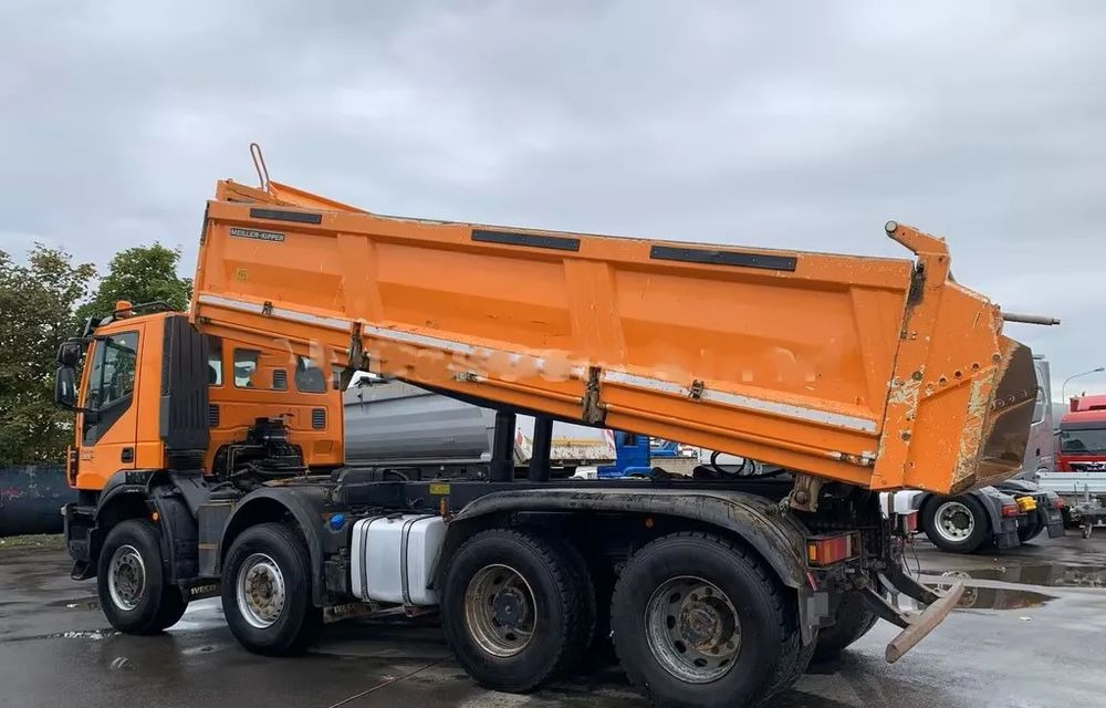 Iveco Trakker 450 E6 / BB/ 8x4 / Wywrotka Meiller 3-stronna / Bordmatik / Automat / Retarder - Kamion vetëshkarkues: foto 5 Iveco Trakker 450 E6 / BB/ 8x4 / Wywrotka Meiller 3-stronna / Bordmatik / Automat / Retarder - Kamion vetëshkarkues: foto 5