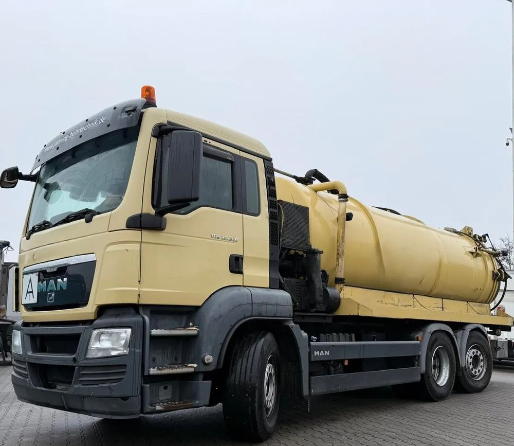 MAN MAN TGS 26.360/6X2/POJAZD KOMUNALNY Z WYWROTEM - Kamion me vakuum: foto 1 MAN MAN TGS 26.360/6X2/POJAZD KOMUNALNY Z WYWROTEM - Kamion me vakuum: foto 1