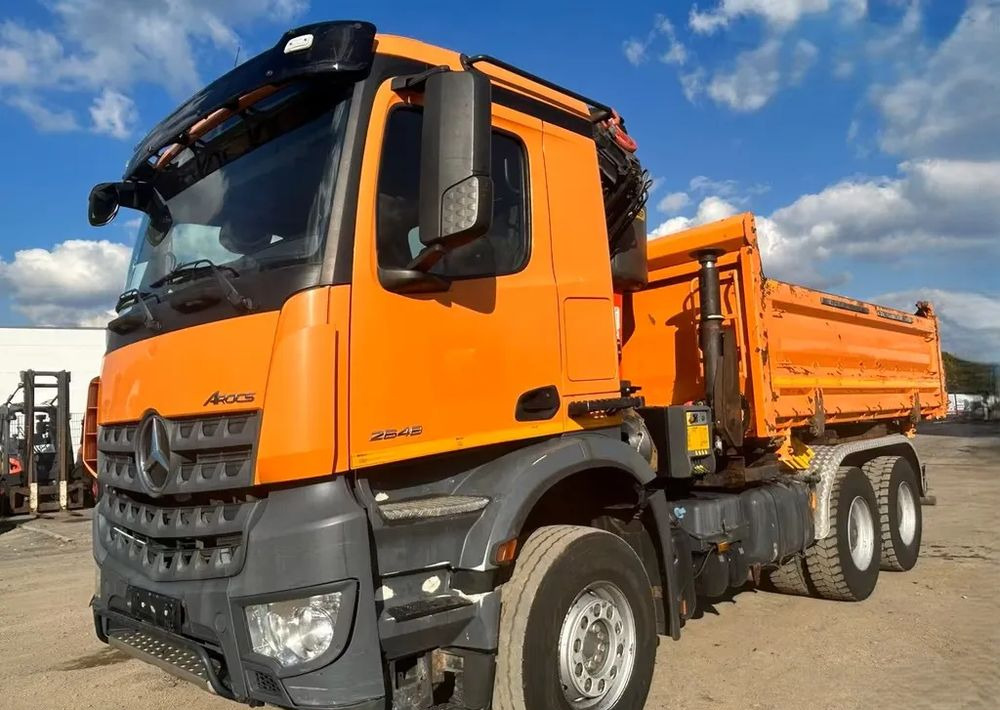Mercedes-Benz Arocs 2648/3 – 3-stronny wywrotka Meiller / Żuraw Palfinger PK23002 / 2x BORDMATIK / Automatyczna - Kamion vetëshkarkues: foto 3 Mercedes-Benz Arocs 2648/3 – 3-stronny wywrotka Meiller / Żuraw Palfinger PK23002 / 2x BORDMATIK / Automatyczna - Kamion vetëshkarkues: foto 3