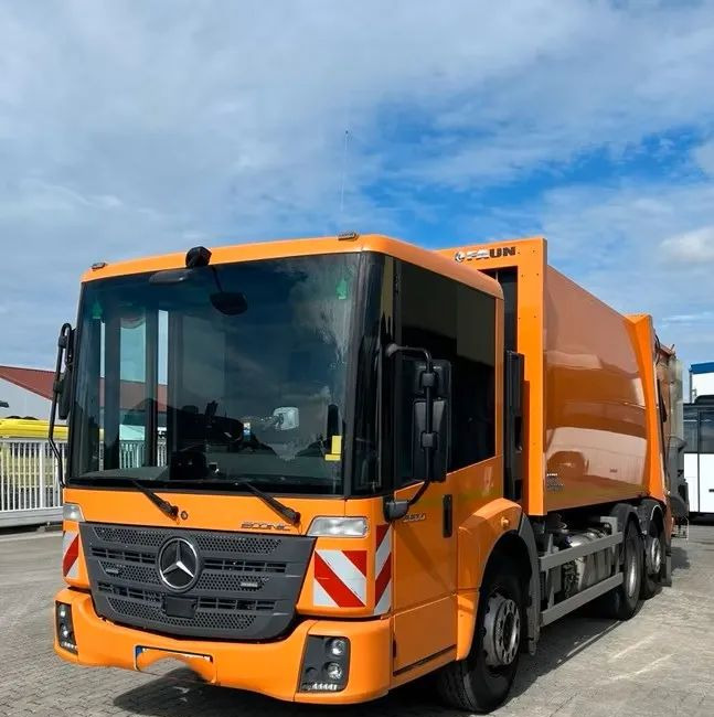 Mercedes-Benz Econic 2630 L Faun Variopress Zöller / 1. właściciel / Euro6 / 6x2 / - Kamion mbeturinash: foto 2 Mercedes-Benz Econic 2630 L Faun Variopress Zöller / 1. właściciel / Euro6 / 6x2 / - Kamion mbeturinash: foto 2