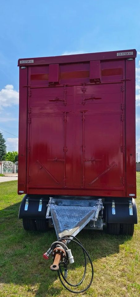 Pezzaioli RBA 32/TRZYOSIOWA PRZYCZEPA-2XBYDŁO,3X TRZODA/HYDRAULICZNIE PODNOSZONY DACH I PODŁOGI / OŚ ŚRODKOWA PODNOSZONA - Rimorkio bagëtish: foto 5 Pezzaioli RBA 32/TRZYOSIOWA PRZYCZEPA-2XBYDŁO,3X TRZODA/HYDRAULICZNIE PODNOSZONY DACH I PODŁOGI / OŚ ŚRODKOWA PODNOSZONA - Rimorkio bagëtish: foto 5