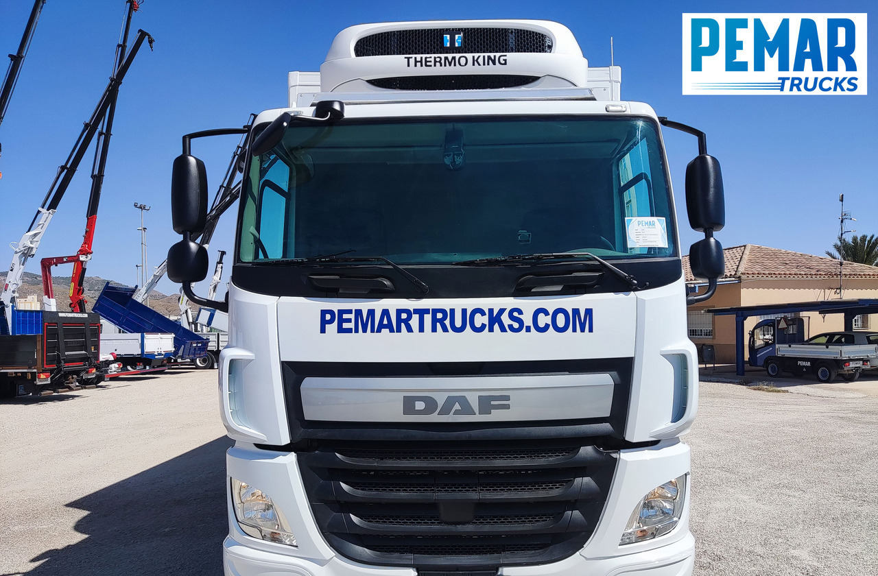 DAF CF 330 FRIGORIFICO 18T - Kamion frigorifer: foto 2 DAF CF 330 FRIGORIFICO 18T - Kamion frigorifer: foto 2