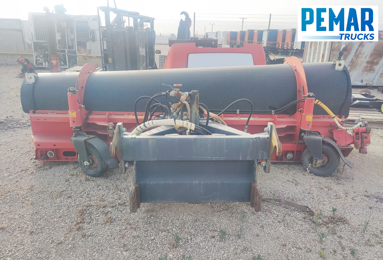 MAHLERS ROSSO 2000 37KP - Shkrirës akulli për avionë: foto 3 MAHLERS ROSSO 2000 37KP - Shkrirës akulli për avionë: foto 3