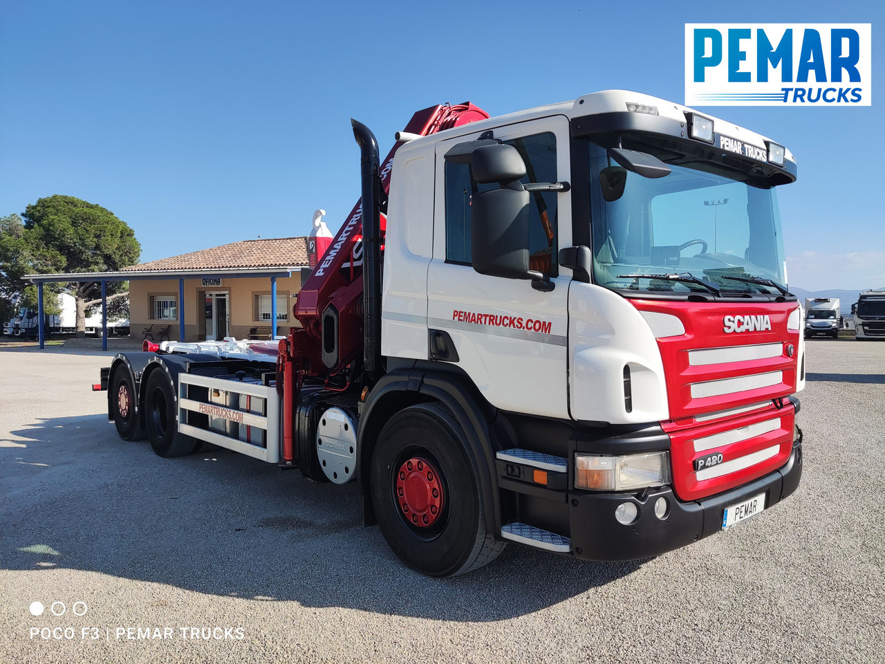 SCANIA P 420 GRUA GANCHO MULTILIFT 6X2 - Kamion me vinç: foto 4 SCANIA P 420 GRUA GANCHO MULTILIFT 6X2 - Kamion me vinç: foto 4