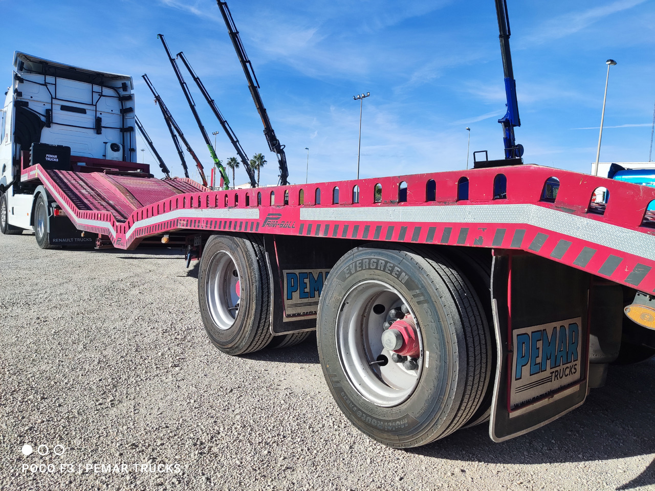 Se ALQUILA PRIM-BALL semirremolque - Gjysmë rimorkio me plan ngarkimi të ulët: foto 5 Se ALQUILA PRIM-BALL semirremolque - Gjysmë rimorkio me plan ngarkimi të ulët: foto 5