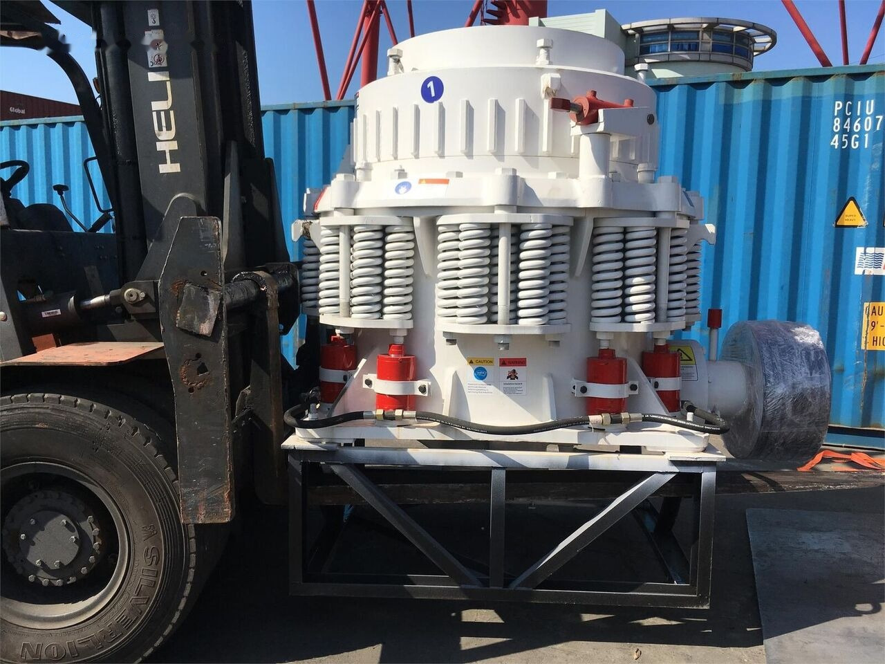 Kinglink 3feet Sandstone Cone Crusher KLM1000 | 100TPH - Thërrmues koni: foto 1 Kinglink 3feet Sandstone Cone Crusher KLM1000 | 100TPH - Thërrmues koni: foto 1