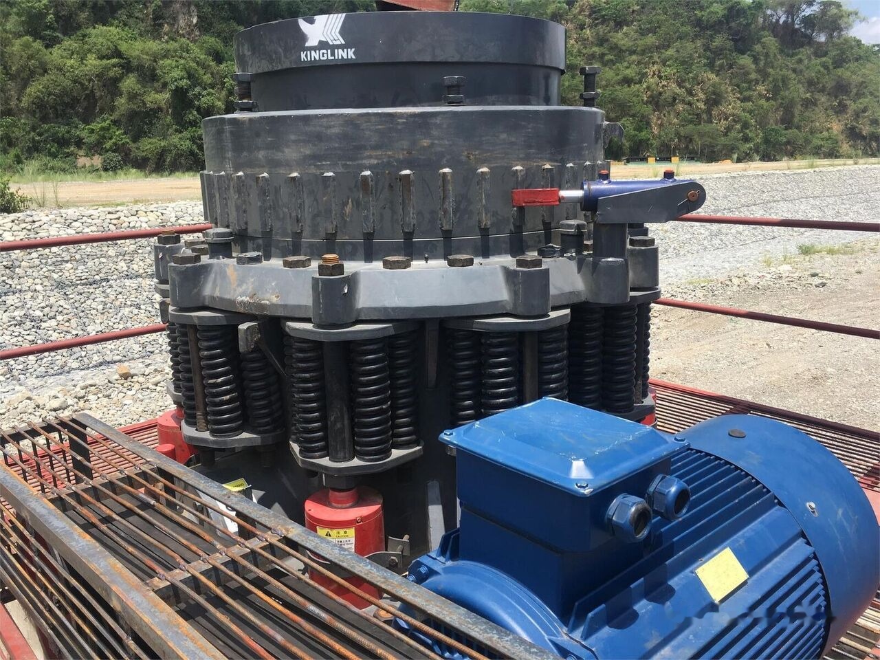 Kinglink Cone Crusher KLC1160 - Thërrmues koni: foto 4 Kinglink Cone Crusher KLC1160 - Thërrmues koni: foto 4
