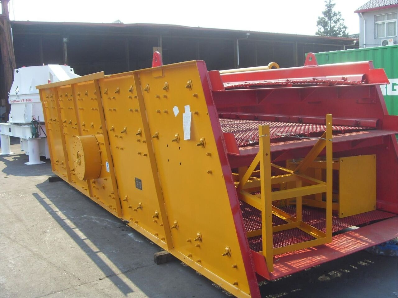 Kinglink Gold Ore Vibrating Screen 3YA1860 | 200TPH - Makinë sitëse: foto 5 Kinglink Gold Ore Vibrating Screen 3YA1860 | 200TPH - Makinë sitëse: foto 5