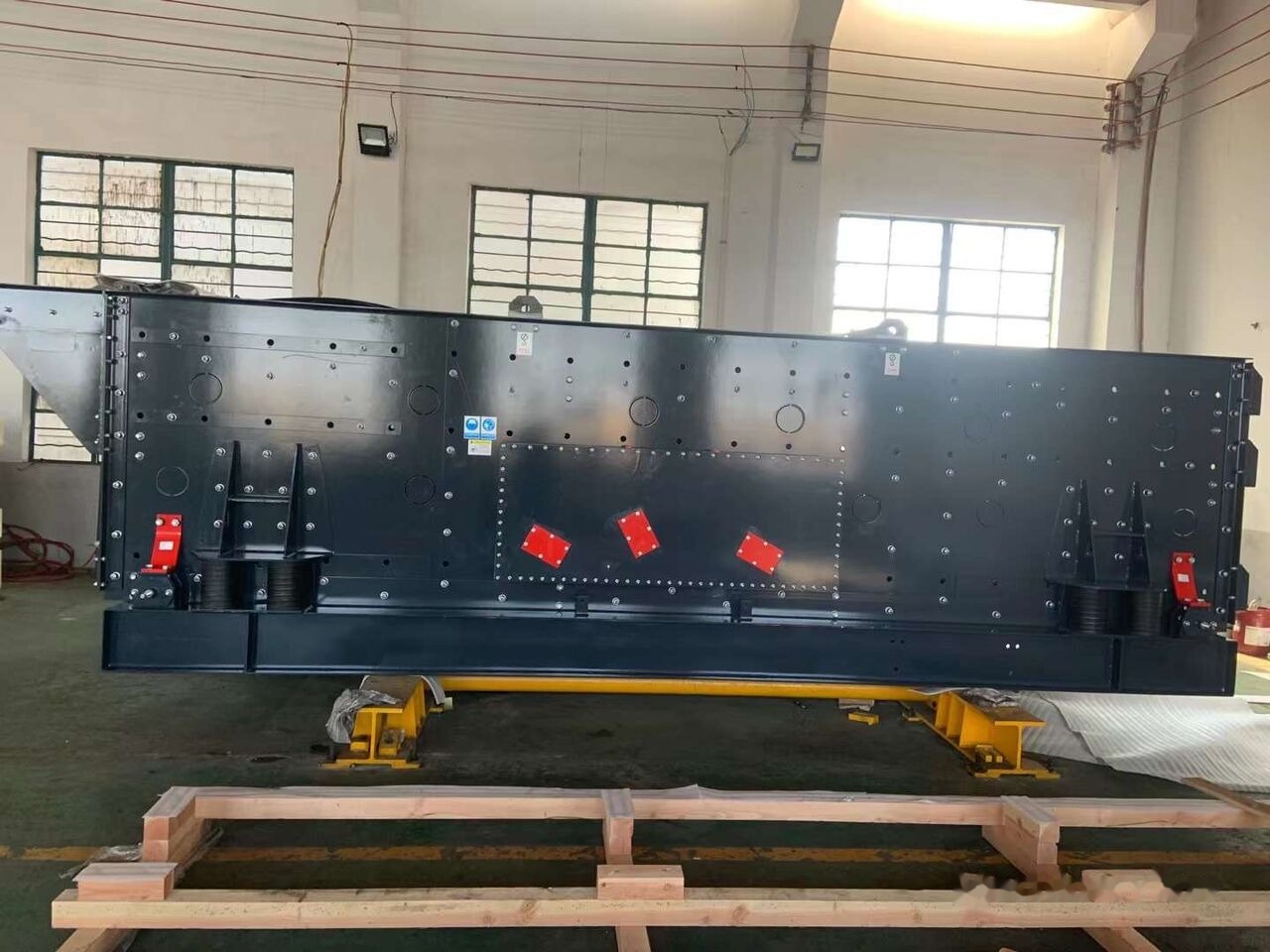 Kinglink Heavy duty Trio Type TTH Horizontal Vibrating Screen - Makinë sitëse: foto 2 Kinglink Heavy duty Trio Type TTH Horizontal Vibrating Screen - Makinë sitëse: foto 2
