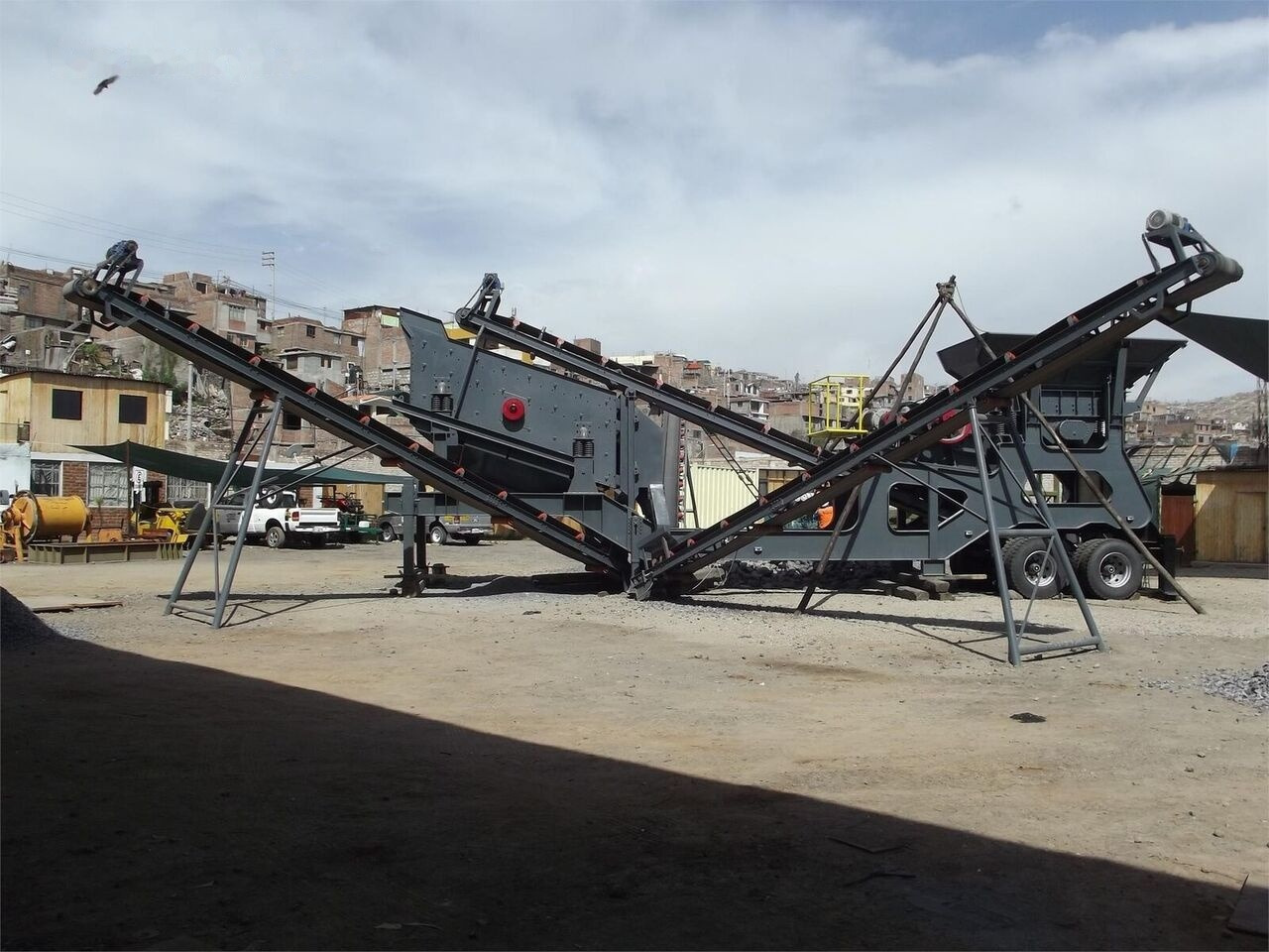 Kinglink KL1142E710 mobile crusher - Thërrmues me ndikim: foto 3 Kinglink KL1142E710 mobile crusher - Thërrmues me ndikim: foto 3